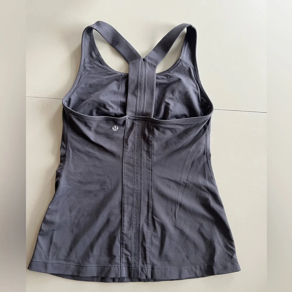 Lululemon run tank top. Slate blue. Size 6. - Picture 2 of 4